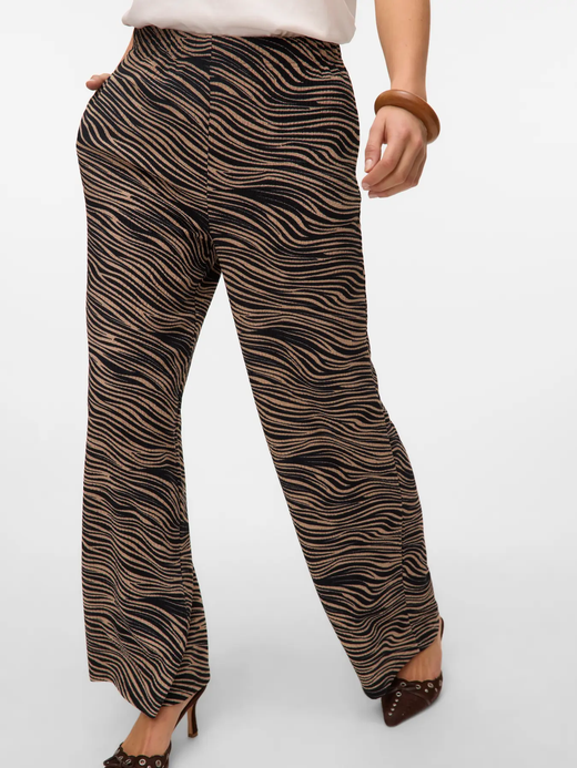 Pantalón ancho con estampado animal print Vero Moda Black