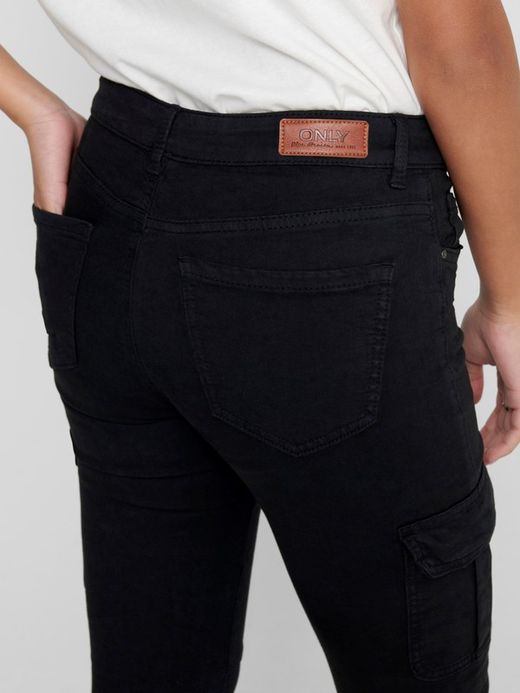 Calça militar com bolsos elásticos Só Preto