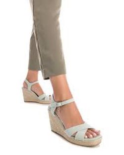 Sandalia con cuña esparto Xti Hielo