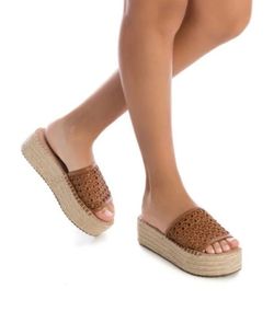 Sandalia con plataforma esparto Xti Camel