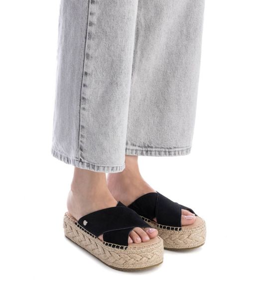 Sandalia de tiras con suela de esparto Xti Negro