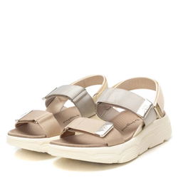 Sandalia de tiras tricolor Xti Beige
