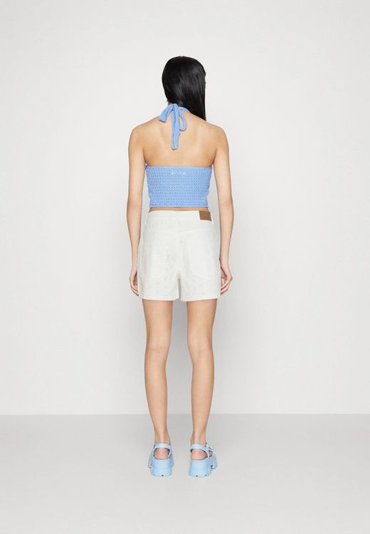 Shorts 5 bolsillos con bordados Only Cloud Dancer