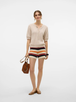 Shorts de punto rayas tricolor Vero Moda Birch