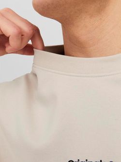 Sudadera de cuello redondo con detalle branding engomado Jack & Jones Moonbean