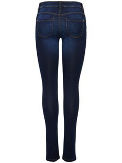 Getragener elastischer Basic Denim nur dunkelblau