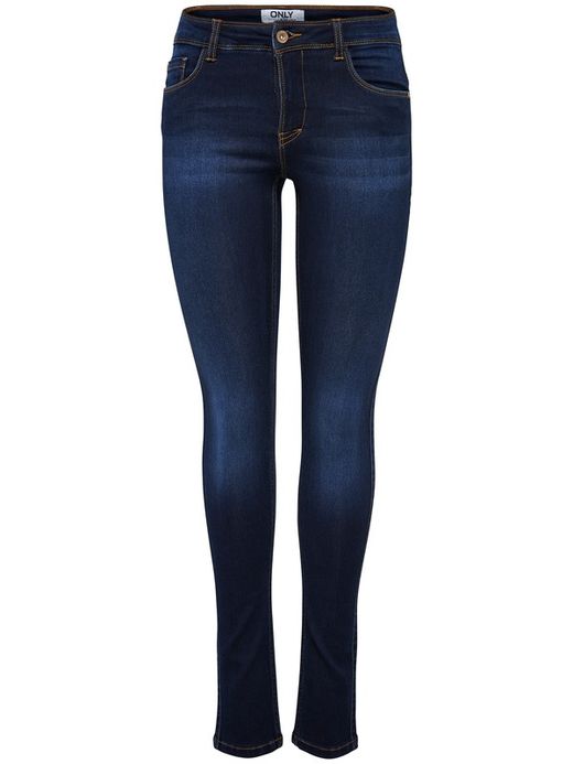 Getragener elastischer Basic Denim nur dunkelblau