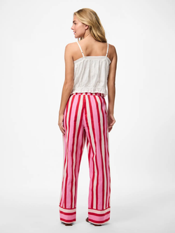 Top corto de tirantes con goma Pieces Cloud Dancer