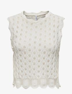 Top de punto s/m con calados Only Cloud Dancer