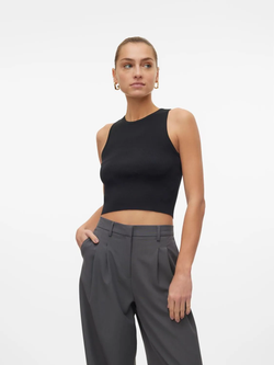 Top de punto corto Vero Moda Black