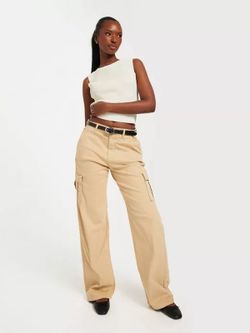 Top s/m corto canalé Only Cloud Dancer