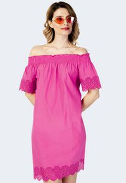 Vestido con calados palabra de honor Only Pink