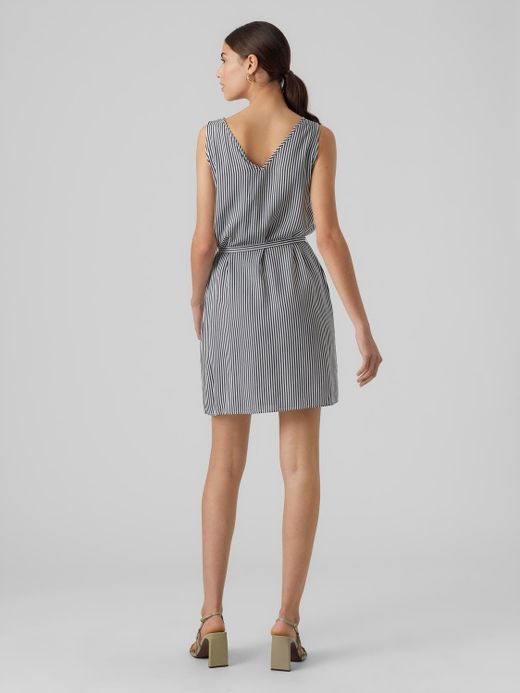 Vestido s/m abotonado con rayas verticales Vero Moda Snow White